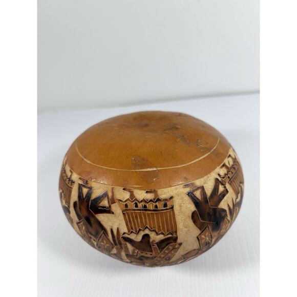 Gourd Hand Carved Etched Lidded Musicians Dancers Intricate Peru Folk Art Round - Picture 8 of 9